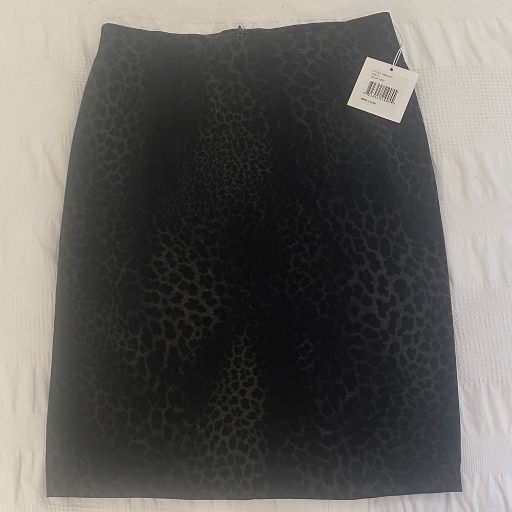 Chic Black Leopard Print Pencil Skirt New